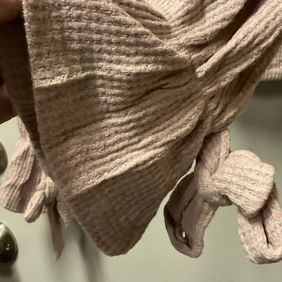 William Rast Elle Thermal Tied Turtleneck Top Peach Reign Sz L - Picture 5 of 7